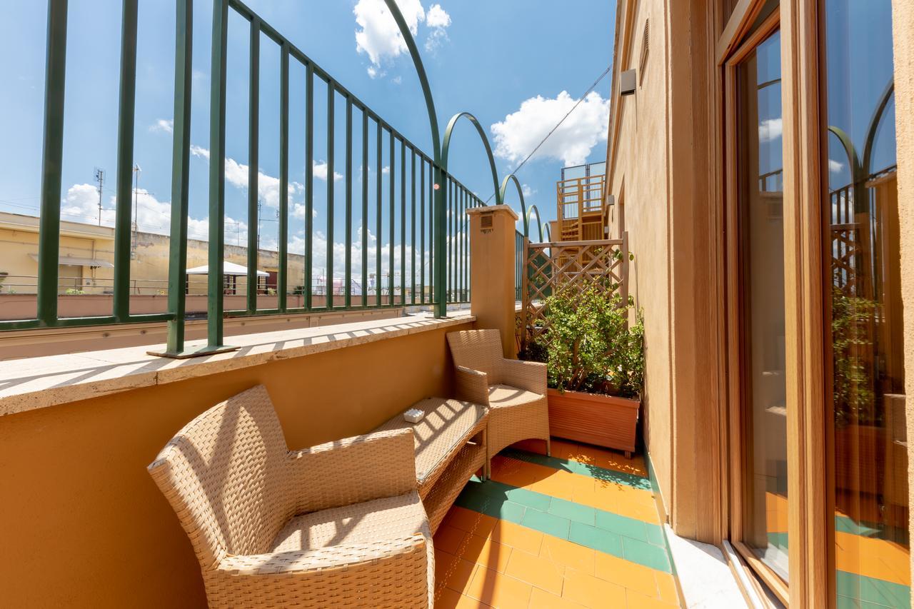 Blue Inn Luxury Suites Roma Exterior foto