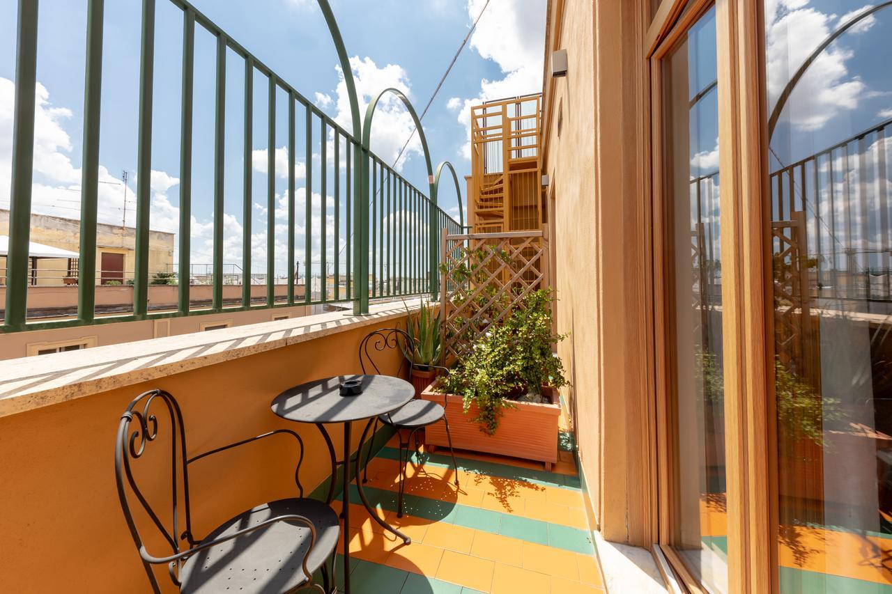 Blue Inn Luxury Suites Roma Exterior foto