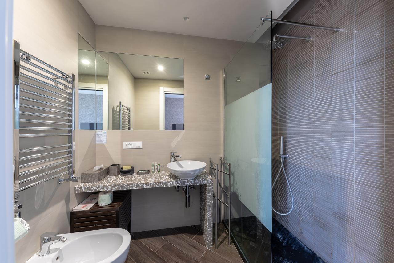 Blue Inn Luxury Suites Roma Exterior foto