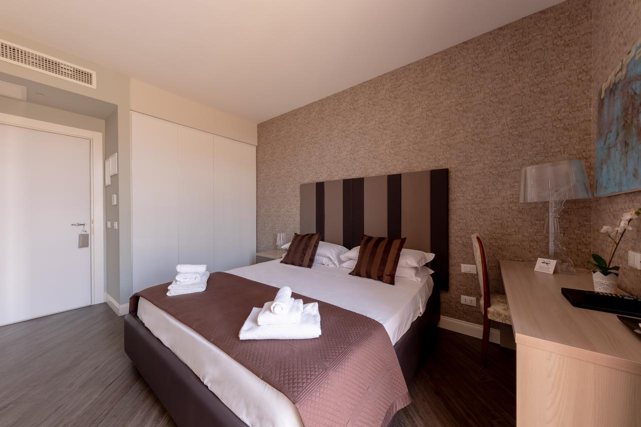 Blue Inn Luxury Suites Roma Exterior foto
