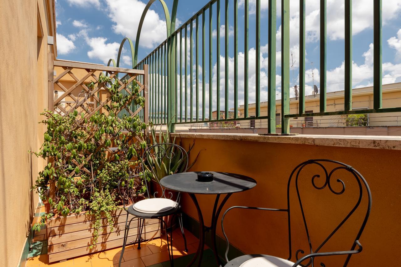 Blue Inn Luxury Suites Roma Exterior foto